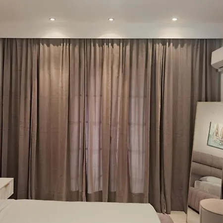 Lägenhetshotell Spyridoula 10 *
